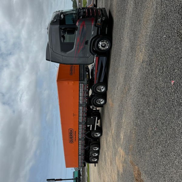 SCANIA SUPER + GRANELEIRA QUARTO EIXO GUERRA